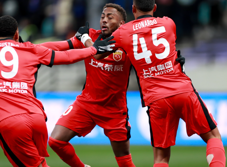 爱游戏体育-国际比赛日成都蓉城备战英超，回应争议细节曝光，目标明确，团队化学反应显著的简单介绍